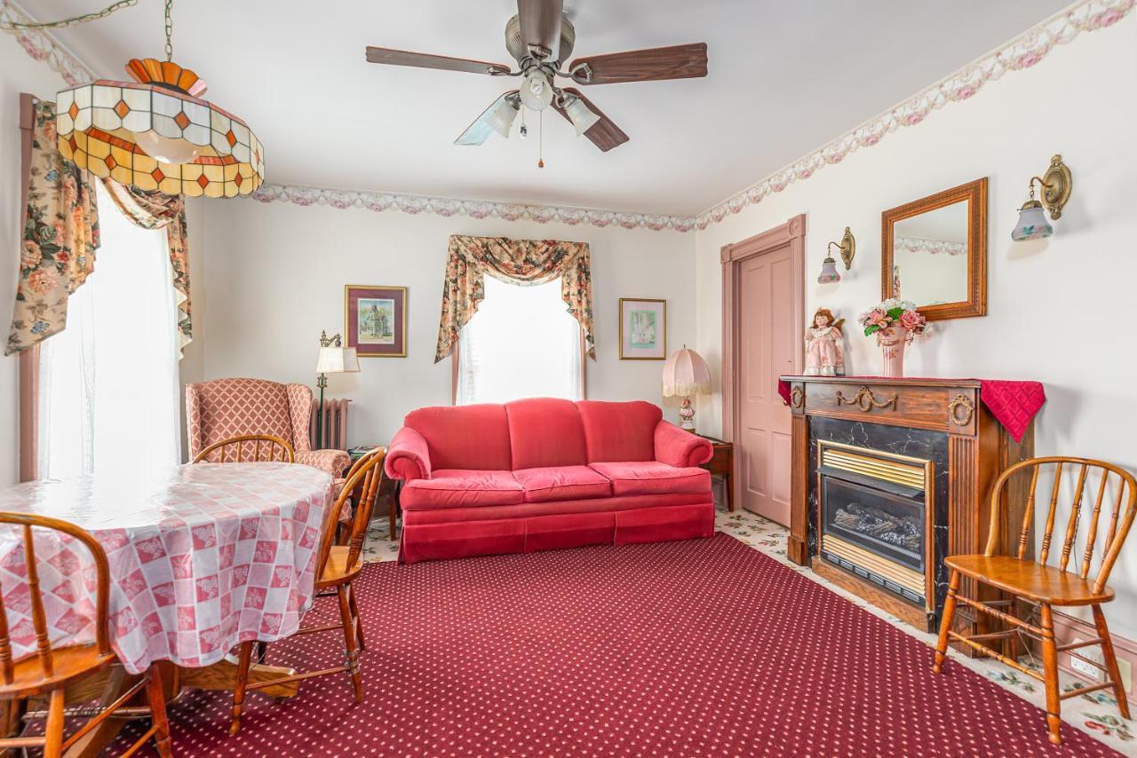 Antoinette'S Apartments & Suites Cape May Eksteriør billede