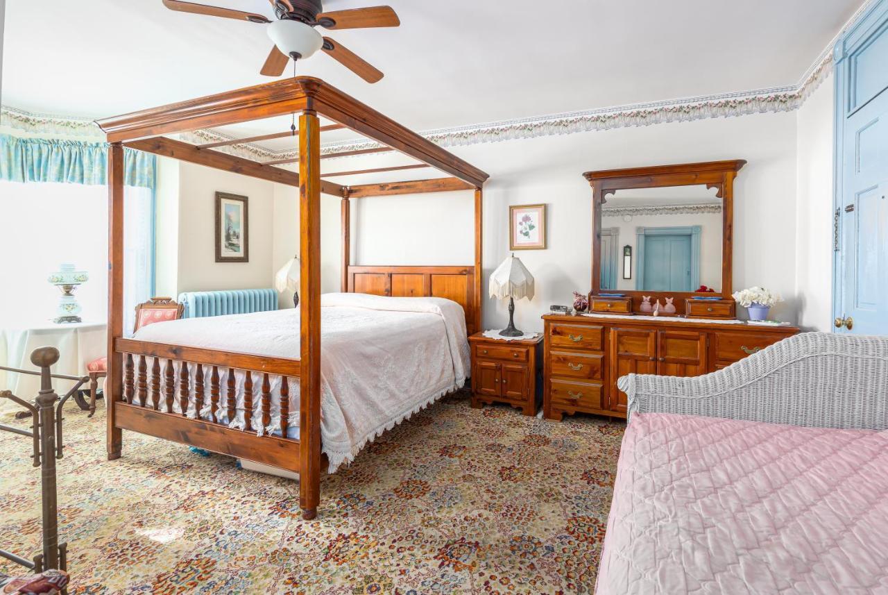 Antoinette'S Apartments & Suites Cape May Eksteriør billede