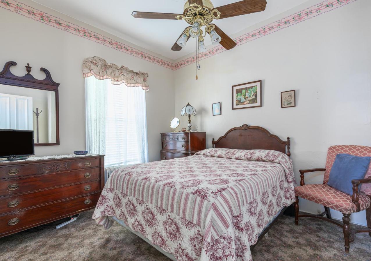 Antoinette'S Apartments & Suites Cape May Eksteriør billede