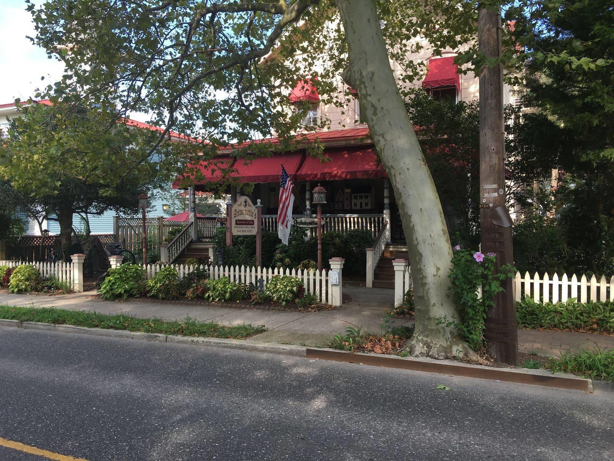 Antoinette'S Apartments & Suites Cape May Eksteriør billede