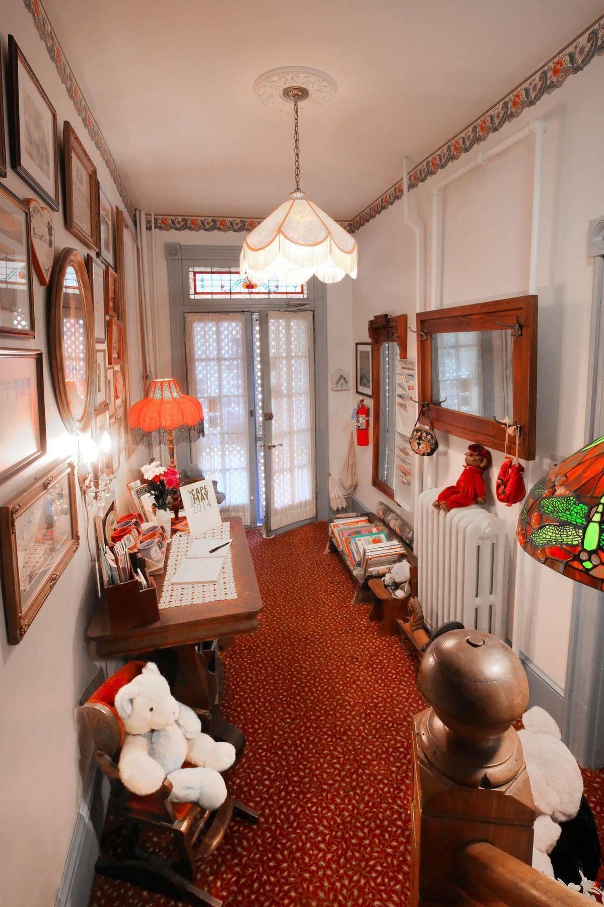 Antoinette'S Apartments & Suites Cape May Eksteriør billede